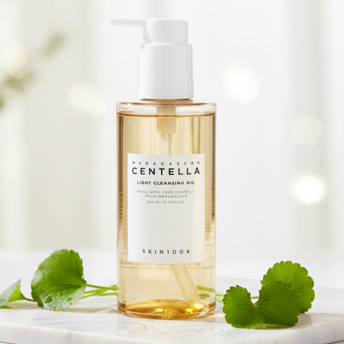 Madagascar Centella Light Cleansing Oil (200ml)